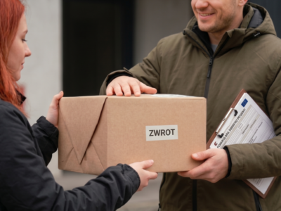 Czytaj artykuł: Dyrektywa 2023/2673, czyli nowe prawo zwrotów w e‑commerce – co musi zrobić sklep internetowy?