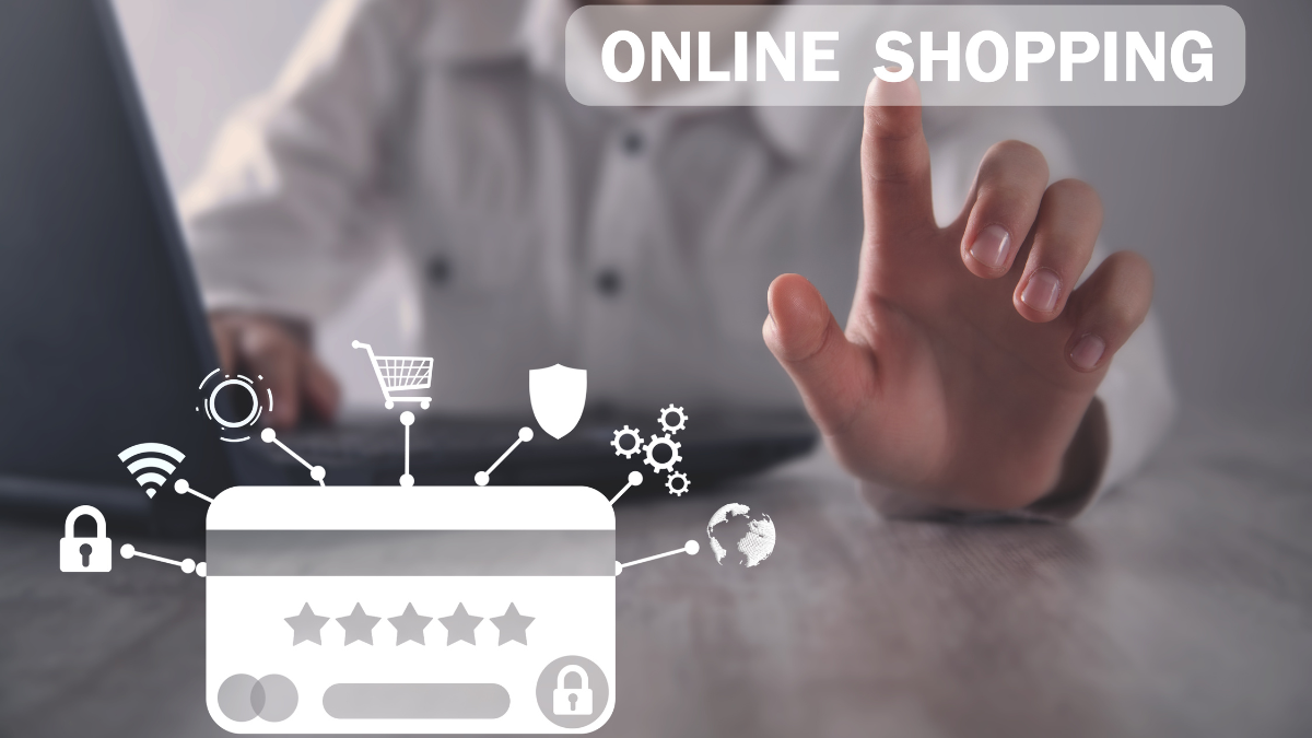Wizualizacja elementów składających się na sklep online i ręka wskazująca napis online shopping